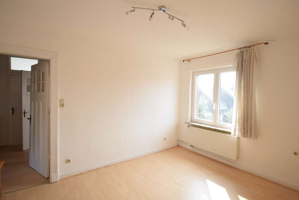 Immobilie in Stockelsdorf - Anlageobjekt oder großes Eigenheim sucht neuen Besitzer - Bild 3