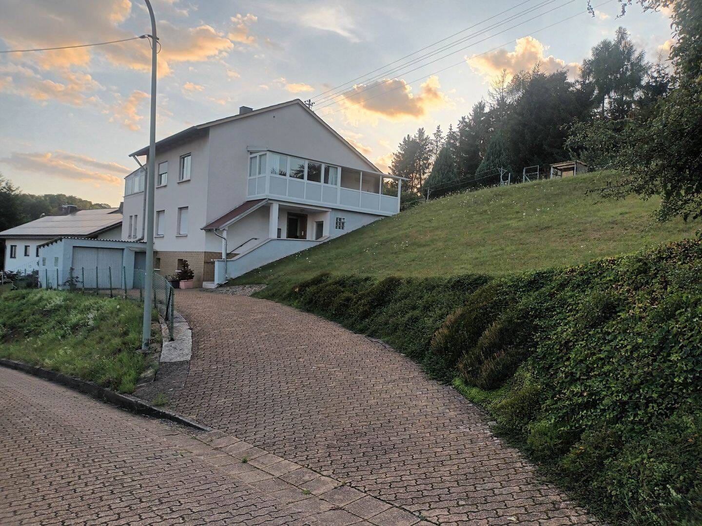 Immobilie in Schmelz - Großzügiges Wohnhaus in gutem Zustand - Bild 0