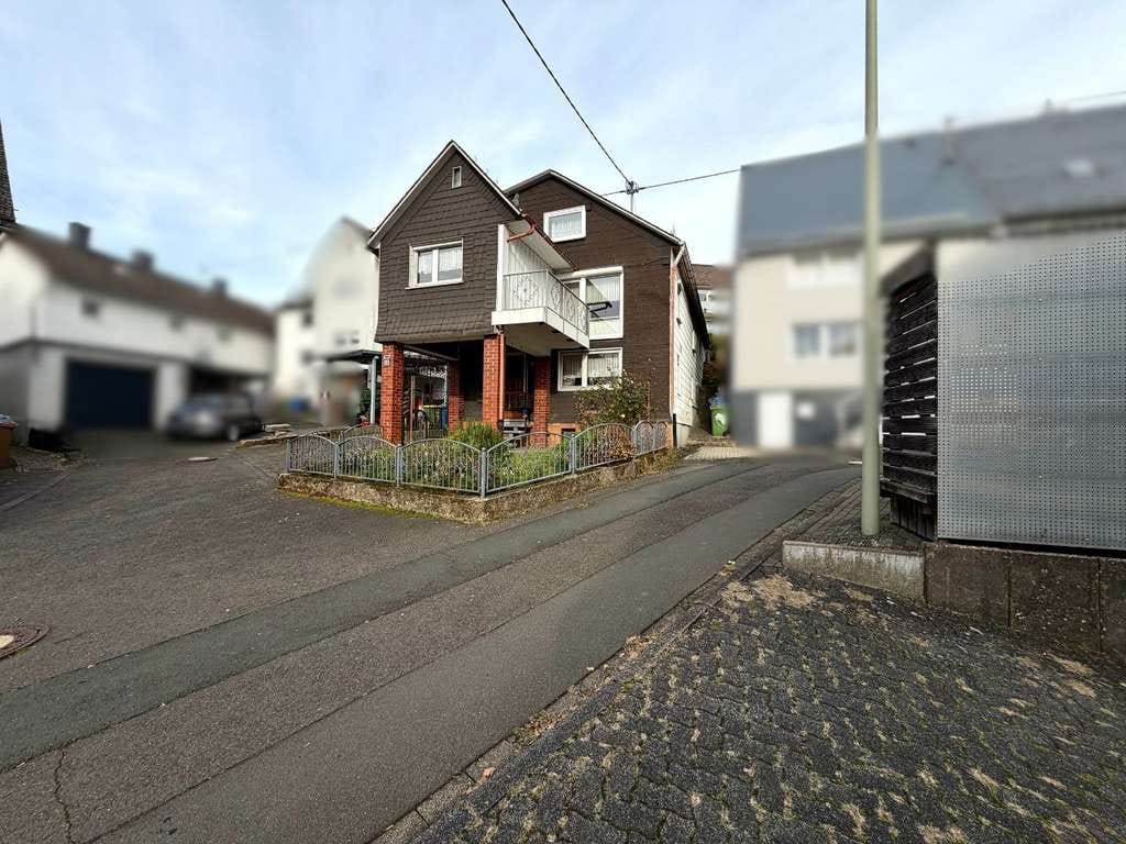 Immobilie in Burbach - Einfamilienhaus mit mit kleinem Grundstück in Burbach-Würgendorf - Bild 3