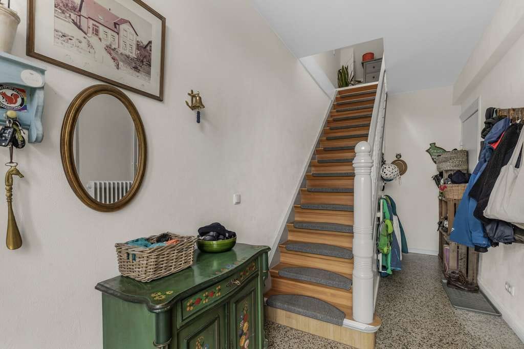 Immobilie in Holzdorf - Charmantes Haus von 1913 mit Potenzial, Altbau mit Charakter in verkehrsgünstiger Lage - Bild 1