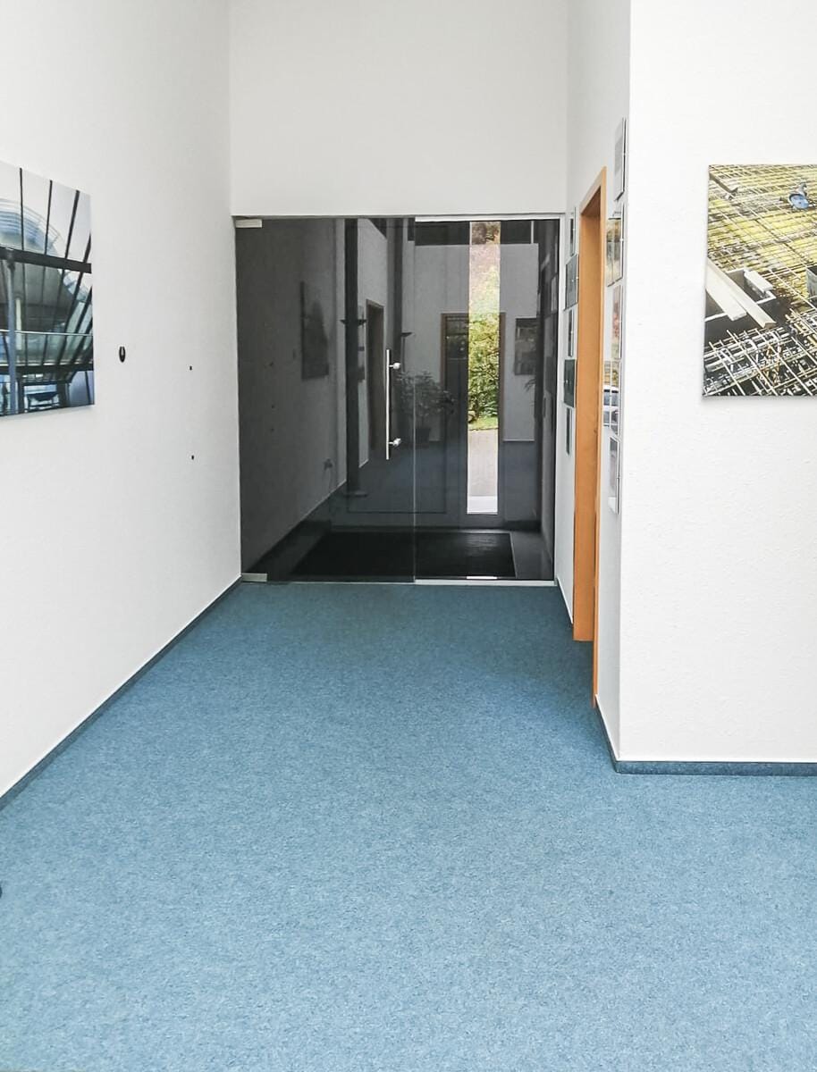 Immobilie in Bad Kissingen - Quadratisch, praktisch, flexibel - außergewöhnliche Immobilie in Bad Kissingen OT Hausen - Bild 2