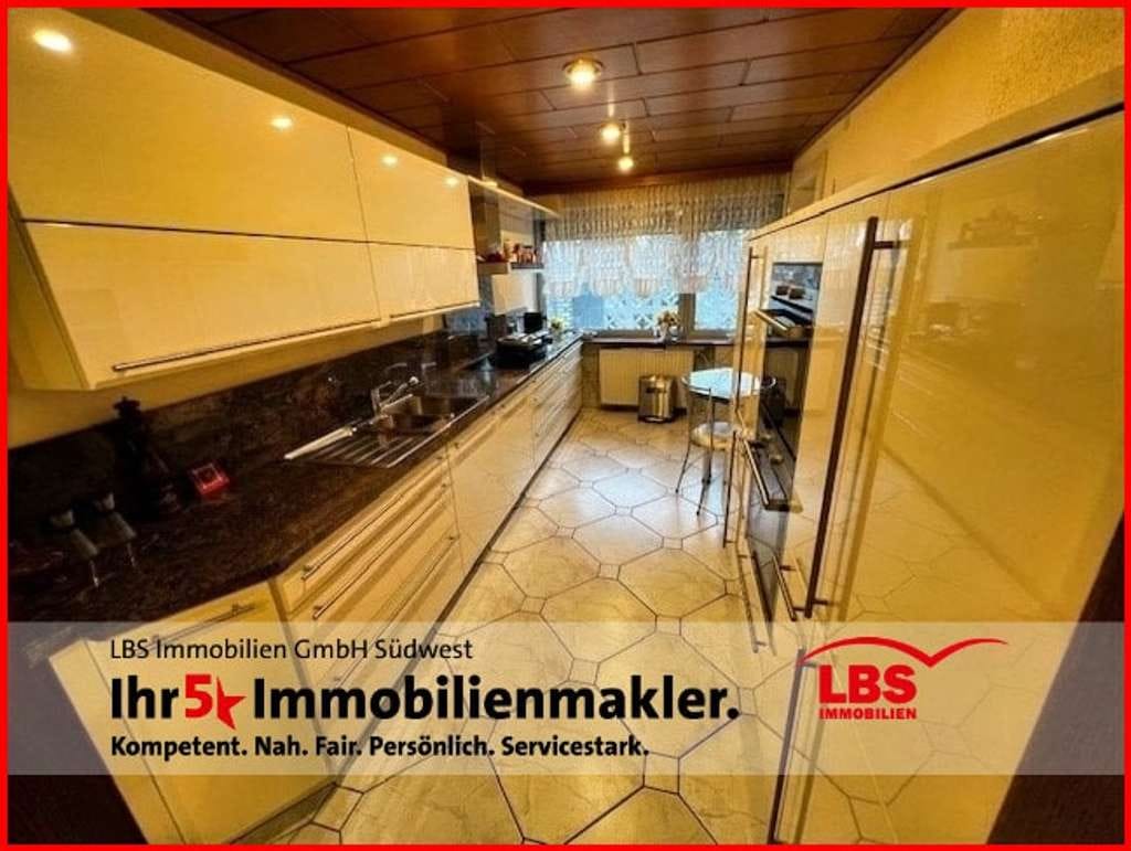 Immobilie in Gerolsheim - 2-Generationen-Haus mit Potential - Bild 3