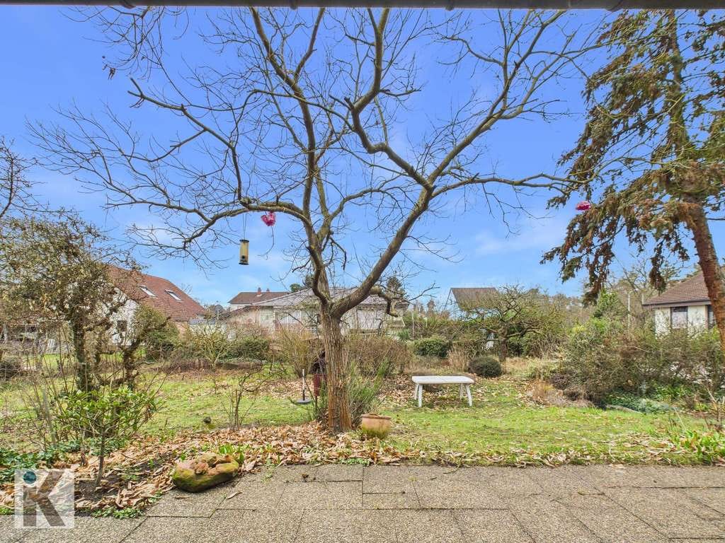 Immobilie in Maxdorf - Freistehendes Ein- bis Zweifamilienhaus mit etwa 958 m² Sonnengrundstück in bester Wohnlage! - Bild 2