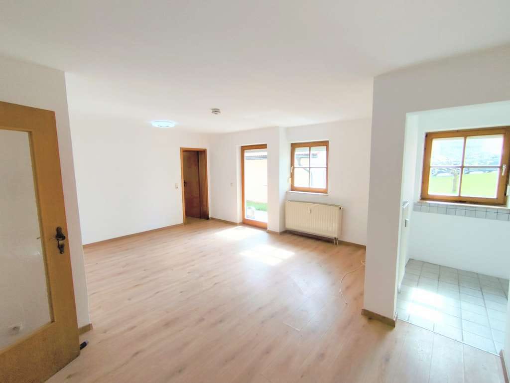 Immobilie in Innernzell - Tolle Zwei-Zimmer-Wohnung in Innernzell - Bild 1