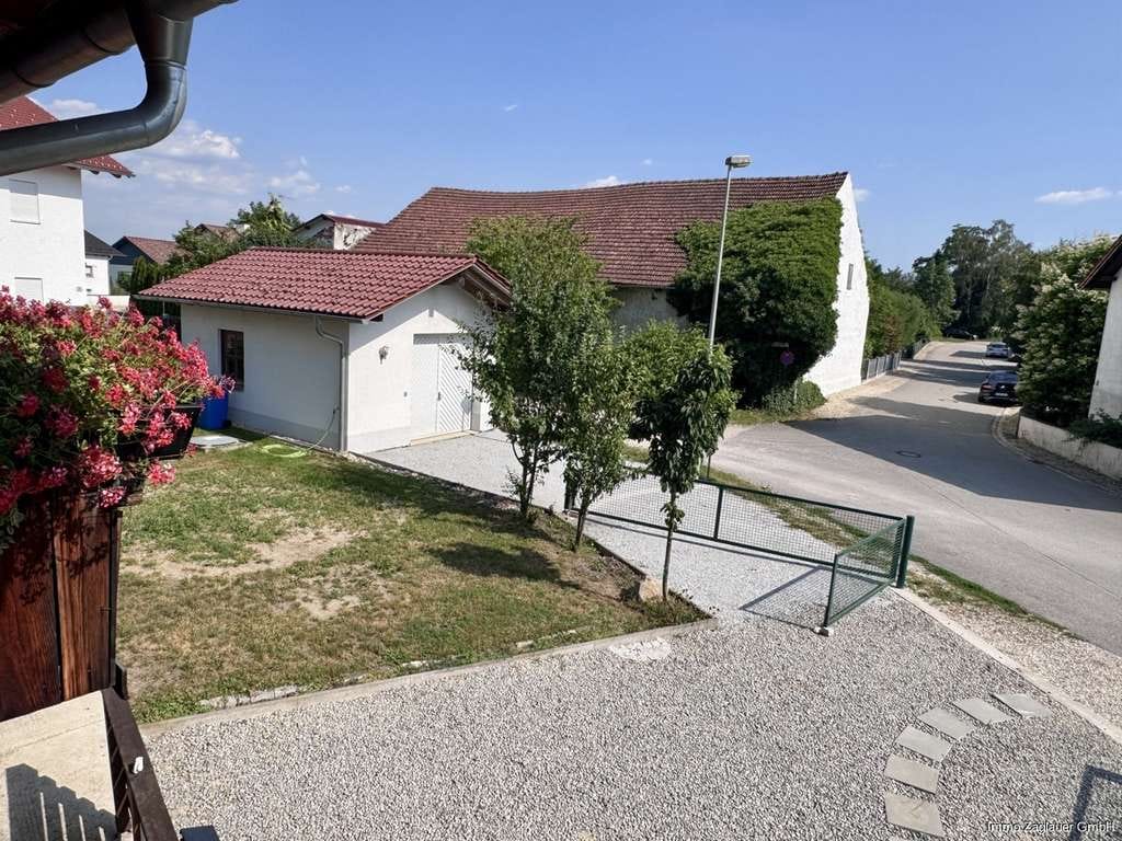 Immobilie in Stephansposching - Denkmalgeschütztes Wohnhaus mit modernem Anbau aus 2016 in Michaelsbuch - Bild 2