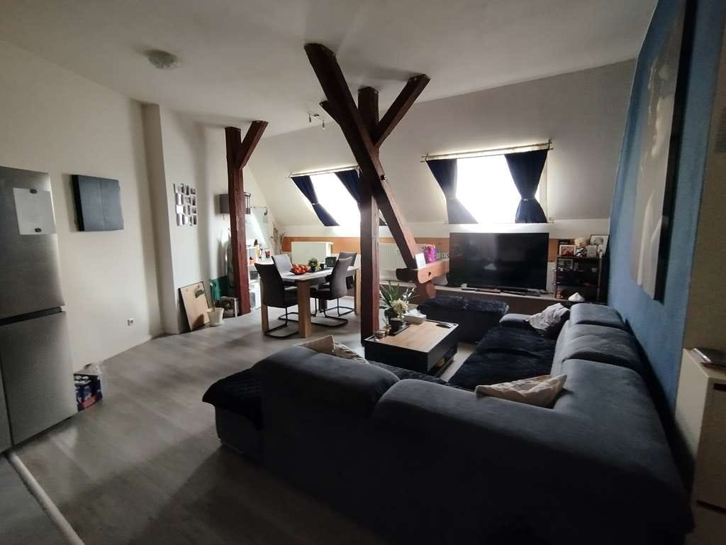 Immobilie in Laupheim - STADTZENTRUM LAUPHEIM! Gemütliche 2 Zimmer DG- Wohnung mit EBK und Stellplatz, zu verkaufen! - Bild 1