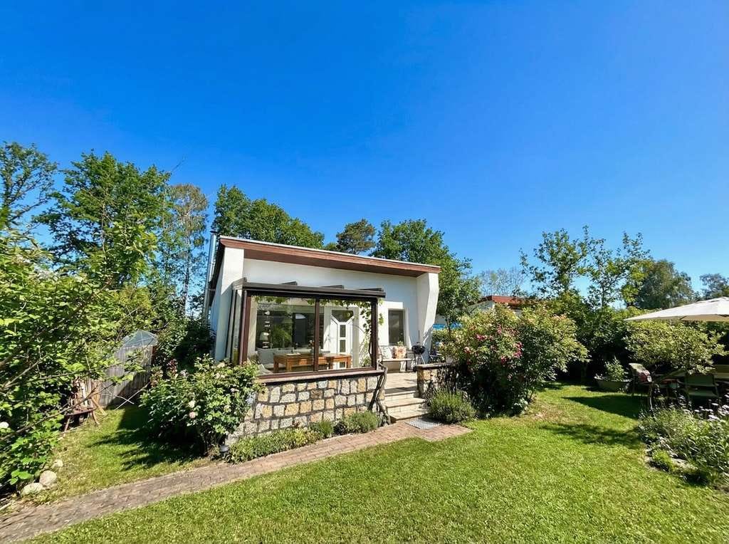 Immobilie in Dobbertin - Gemütlicher & moderner Ferienbungalow am beliebten Dobbertiner See! Auf Eigentumsland! - Bild 1