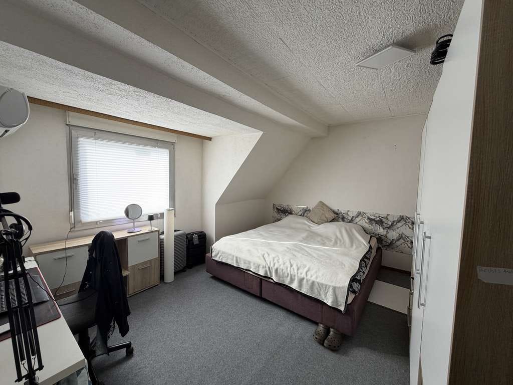 Immobilie in Schmelz - Reihenmittelhaus mit zusätzlichem Gartengrundstück in Schmelz / Michelbach - Bild 2