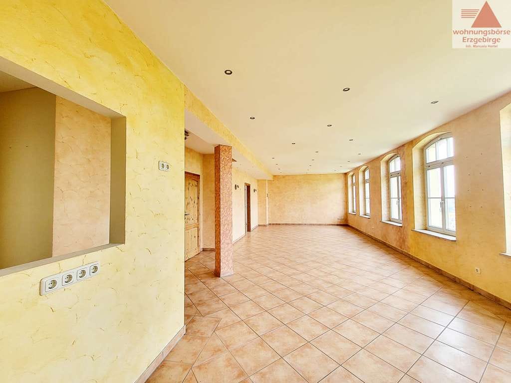 Immobilie in Erlau - Loftartige 3-Raum-Eigentumswohnung in Industriegebäude mit Garage & Carport bei Mittweida, Chemnitz - Bild 0