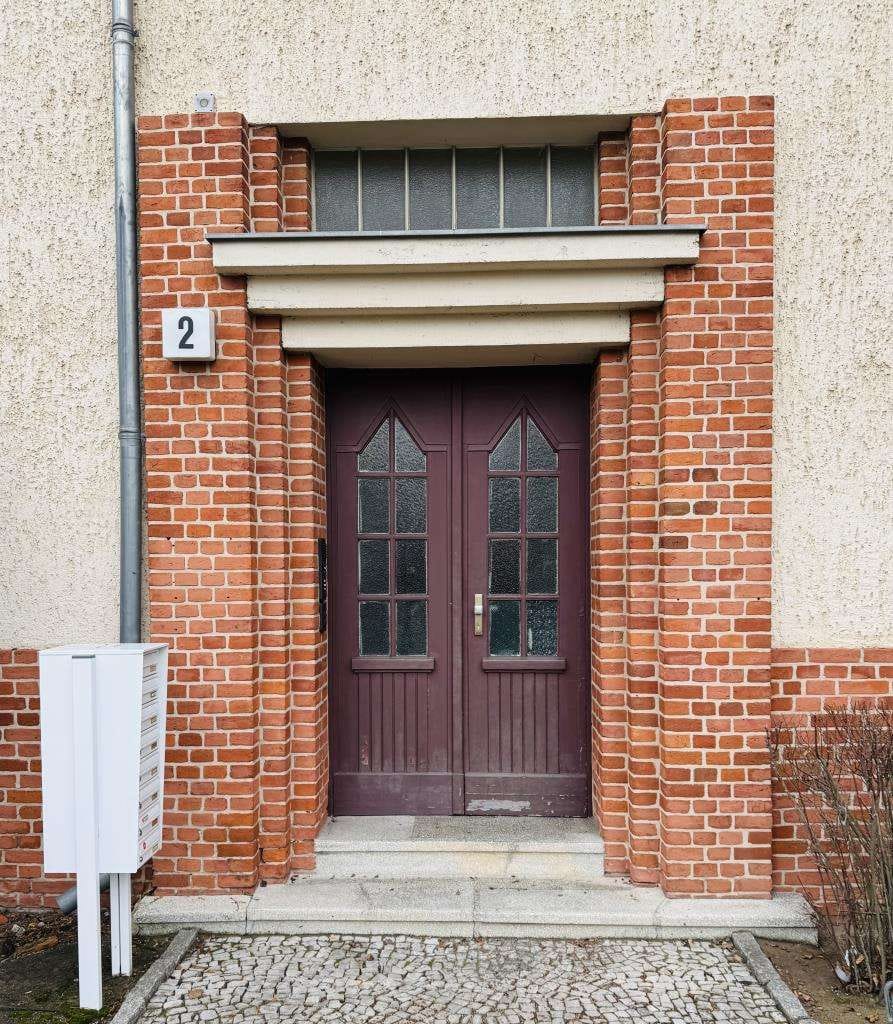 Immobilie in Hennigsdorf - Henningsdorf: Großzügige 4-Zimmer- Wohnung - frei - Bild 2