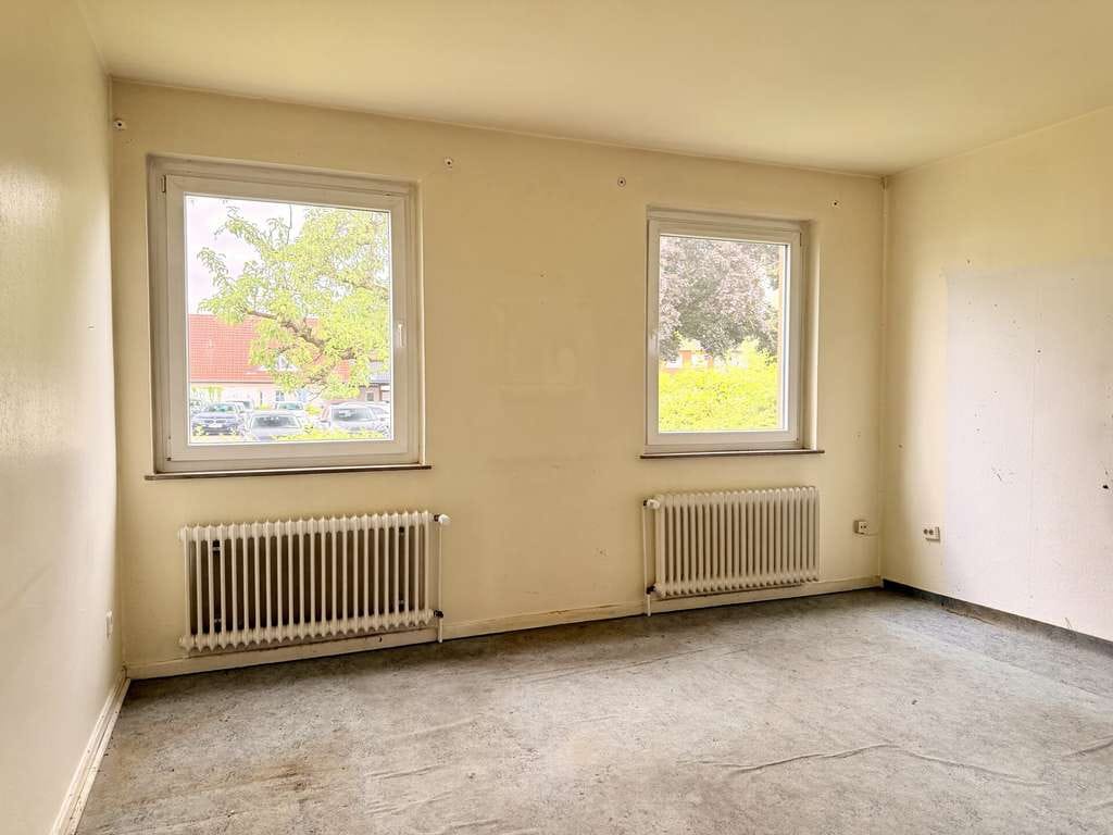 Immobilie in Bad Salzuflen - Vielseitige Doppelhaushälfte mit Potenzial – als Einfamilienhaus oder Zweifamilienhaus nutzbar - Bild 3
