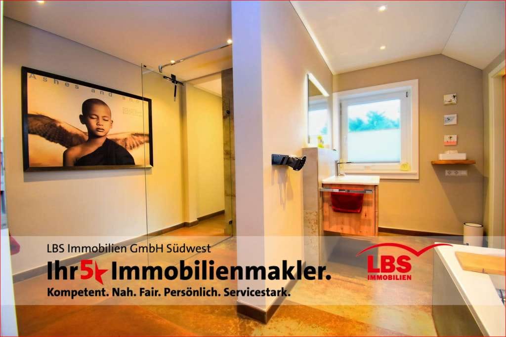 Immobilie in Eußerthal - #WaldrandOase 
#Design #Sternenhimmel 
#Traumhaus #Luxuriös 
#hochwertigeMöbelierung #bezugsfertig  - Bild 2