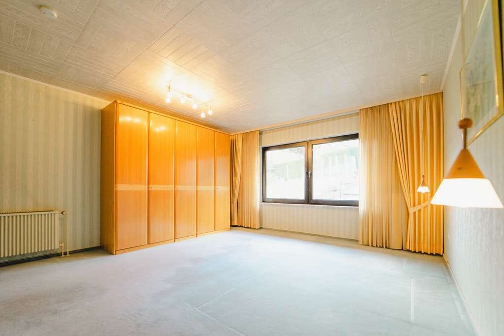 Immobilie in Hillscheid - Einfamilienhaus mit traumhaften Garten und Scheune zum Kauf!  - Bild 3