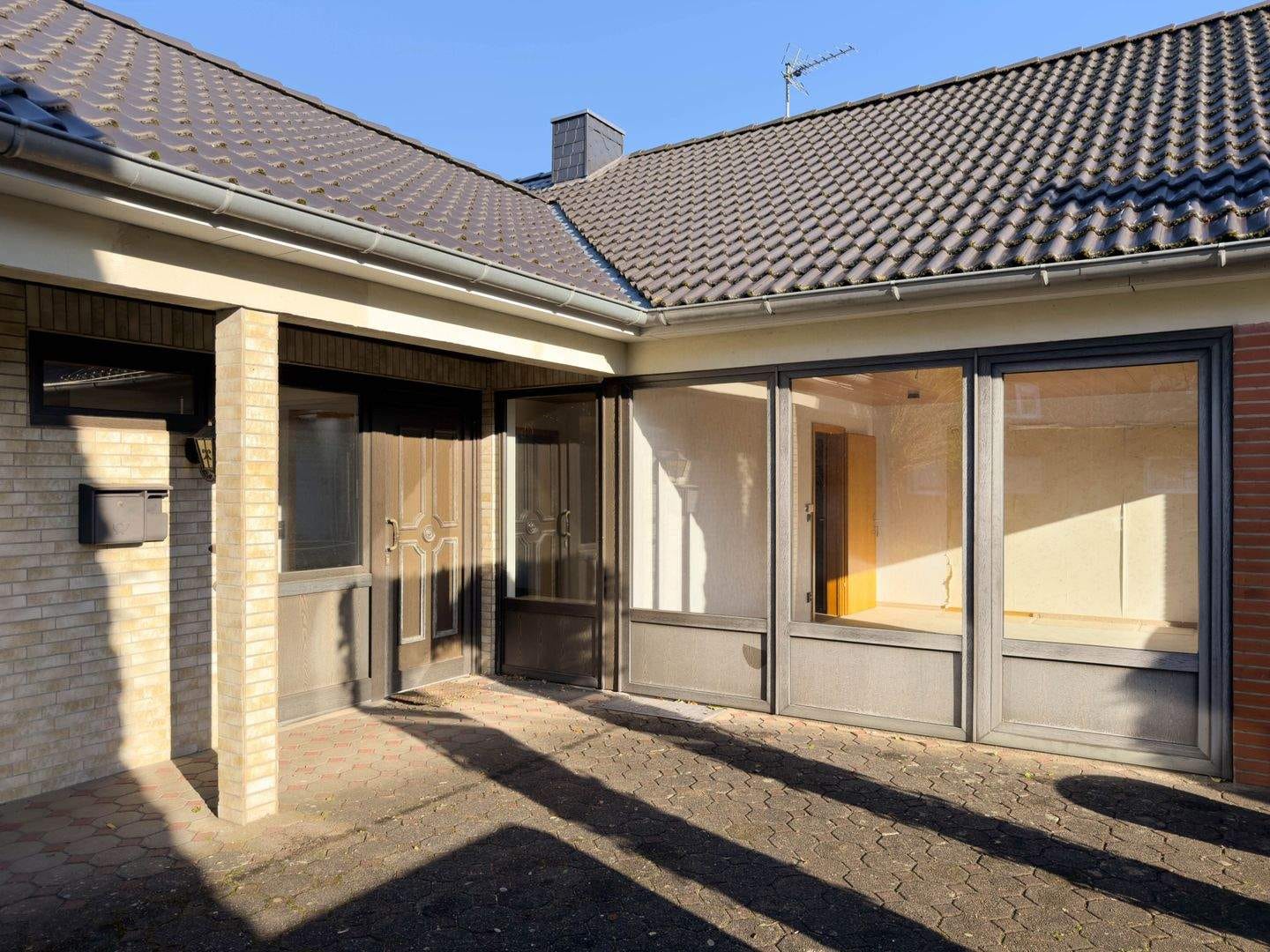 Immobilie in Kellinghusen - Gemütlicher Bungalow wartet auf liebevolle Sanierung – ebenerdiges Wohnen in ruhiger Umgebung - Bild 1