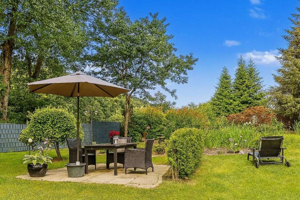 Immobilie in Altenbeken - Attraktives Mehrfamilienhaus in naturnaher Lage von Altenbeken - Bild 3