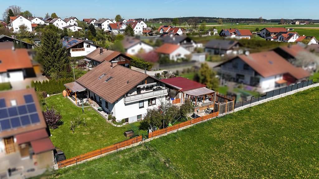 Immobilie in Westendorf - Hochwertiges Zweifamilienhaus mit Einliegerwohnung - Bild 2
