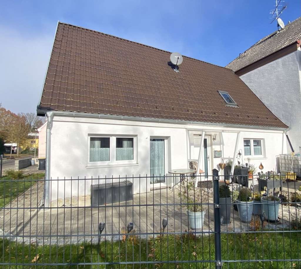 Immobilie in Offingen - Historisches Einfamilienhaus mit Charme und Potenzial im Herzen von Offingen - Bild 1