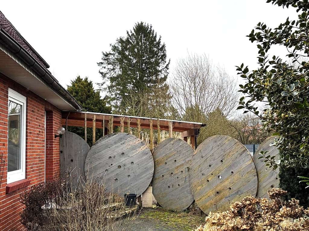 Immobilie in Rhauderfehn - Modernisiertes EFH in Rhauderfehn - ideal für Familien - großes Grundstück - Tierhaltung möglich - Bild 3