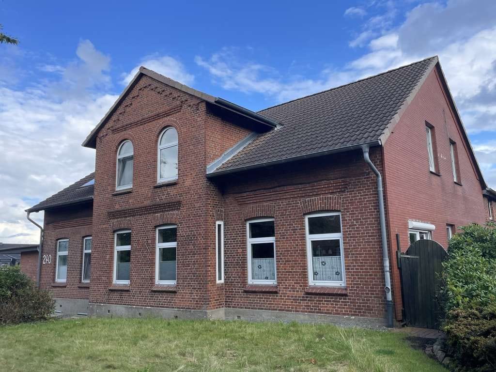 Immobilie in Kiel - Eigentumswohnung 24159 Kiel - Friedrichsruher Weg 240 - Bild 0