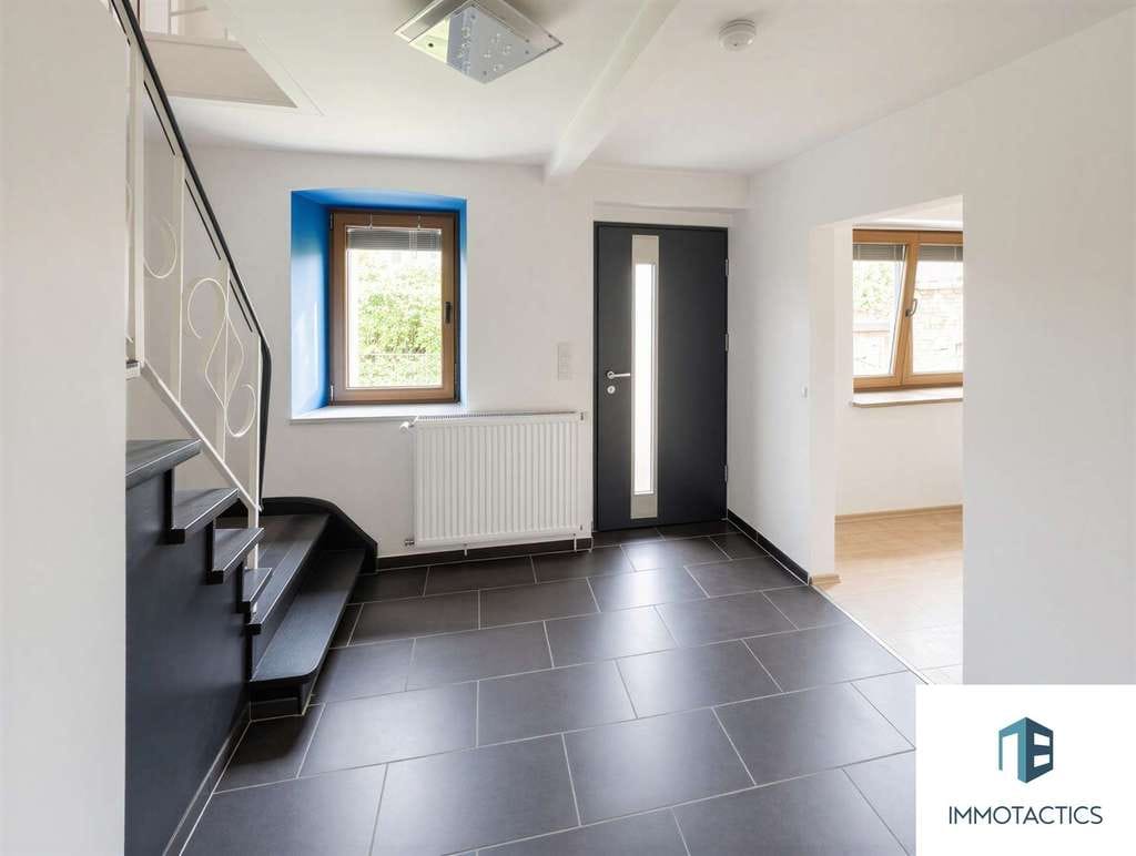 Immobilie in Rüdesheim - Umfassend modernisiertes Einfamilienhaus mit Wintergarten, Solaranlage, Garage und 340 m² Grundstück - Bild 1