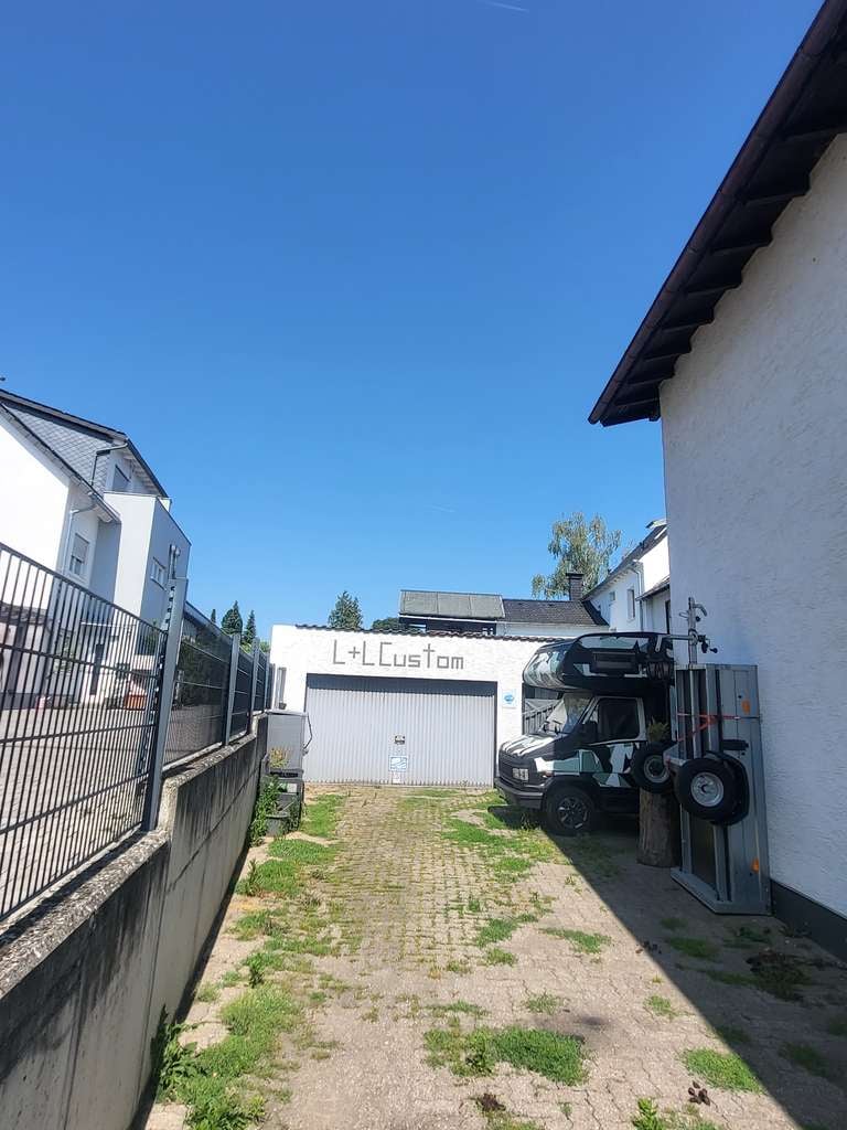 Immobilie in Neuberg - 2-FMH inkl. Grundstück & Garage + Gewerbefläche in beliebter Lage - Bild 1