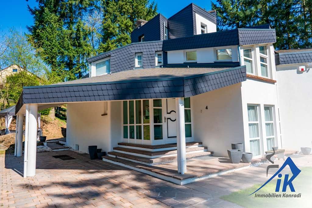 Immobilie in Altenglan - IK | Altenglan: Exklusive Architektenvilla – Design, Eleganz & Wohnen auf höchstem Niveau - Bild 0