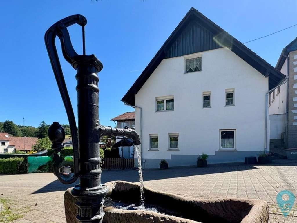 Immobilie in Sien - Landlust statt Großstadtfrust! Gr. freist. EFH mit ELW, Ganzjahresterrasse, tollem Garten und Garage - Bild 3