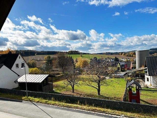 Immobilie in Stammbach - Ökologisches Holzhaus in toller Höhenlage von Stammbach - Bild 2