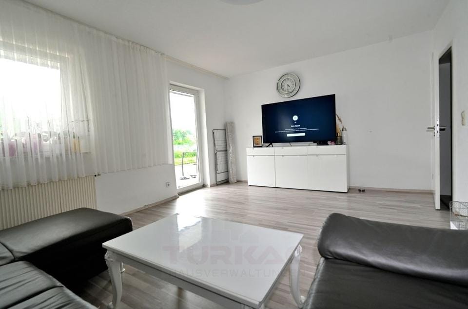 Immobilie in Breidenbach - Breidenbach - großzügige 4 ZKB Eigentumswohnung mit großer Terrasse - Bild 0