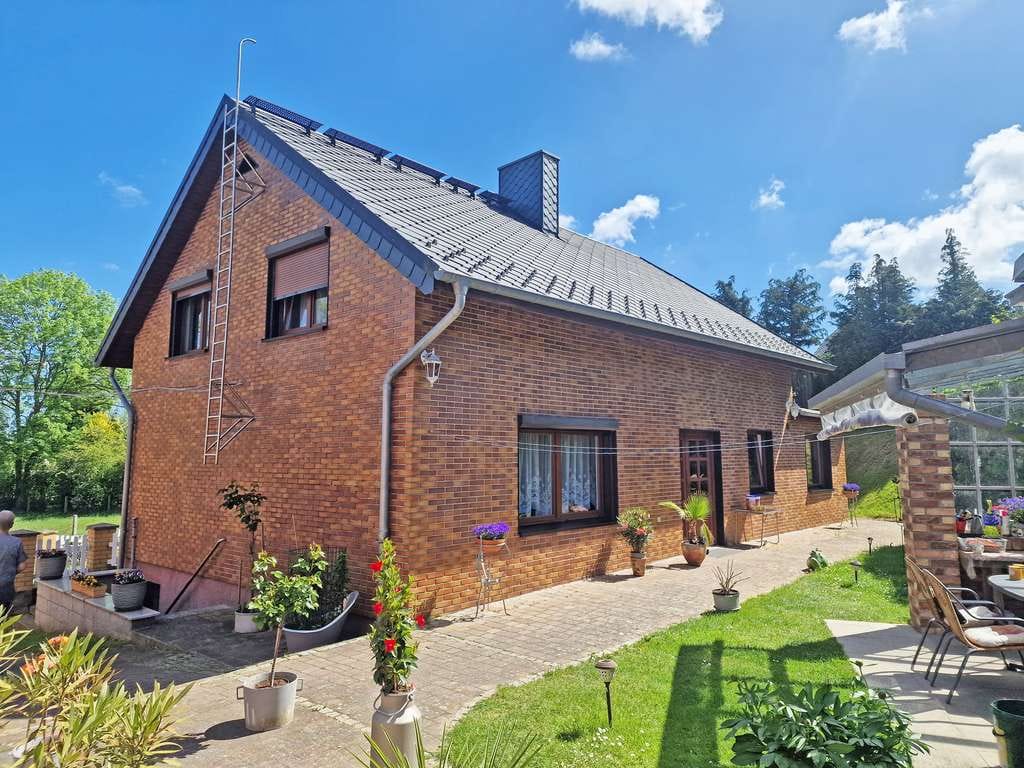 Immobilie in Wolgast - Einfamilienhaus mit großzügigem Grundstück und Scheune im Ortsteil Mahlzow auf der Insel Usedom - Bild 0
