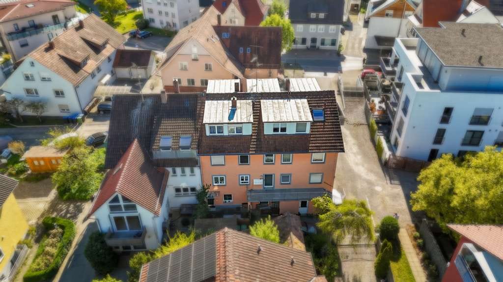 Immobilie in Kressbronn am Bodensee - Sonne, See & sichere Einnahmen! Sehr gut vermiete 3-Zimmer-Wohnung mit Balkon & Garage in Kressbronn - Bild 1