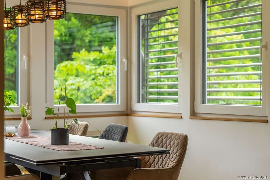 Immobilie in Schönbrunn - Schönbrunn- OT: Ein Zuhause mit Raum, Ruhe und Möglichkeiten – saniertes Einfamilienhaus im Grünen! - Bild 3