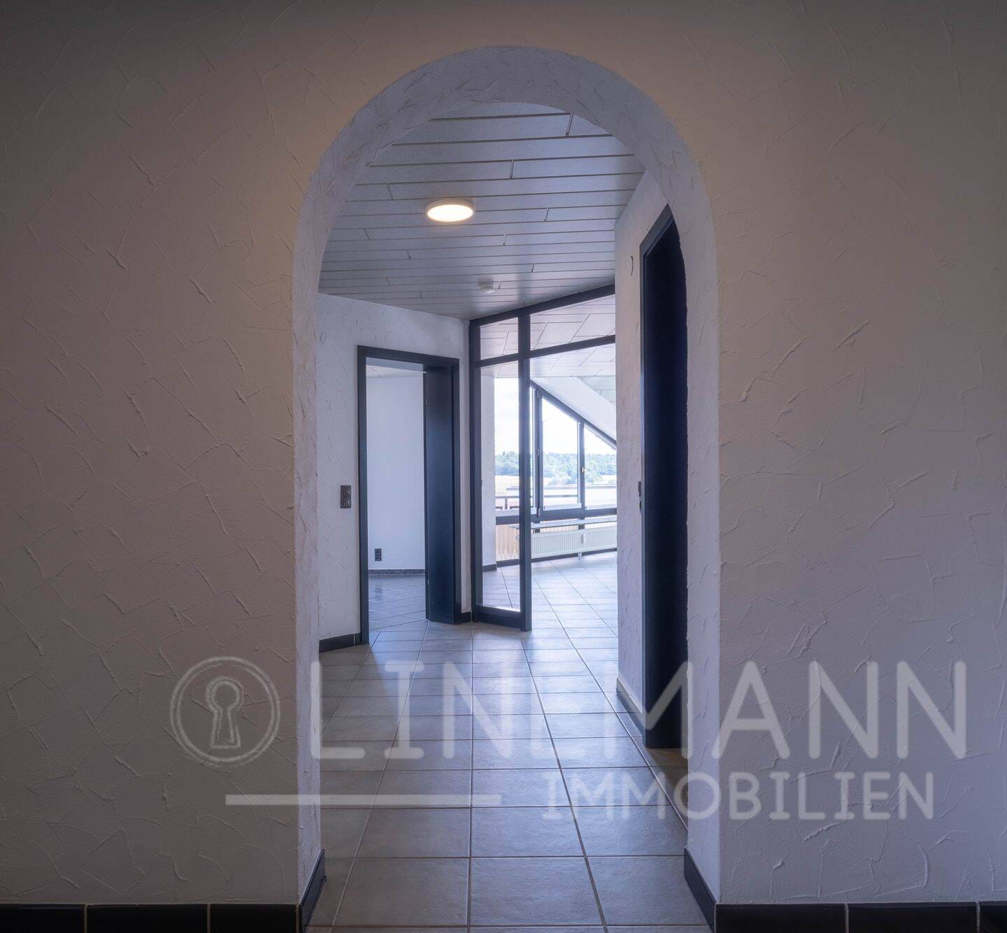 Immobilie in Hardheim - Ihr grüner Wohntraum: Saniertes 3-Familienhaus – Perfekt für Eigennutzer, Investoren und Familien - Bild 4