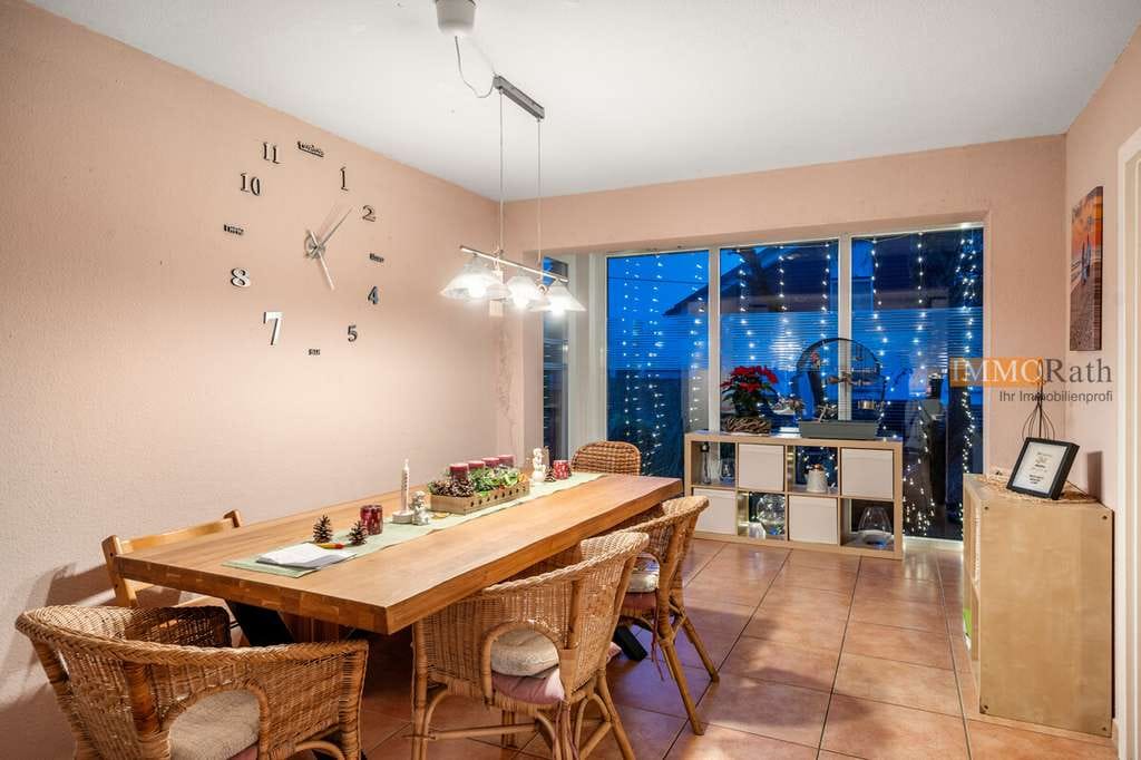 Immobilie in Staufen im Breisgau - IMMORath.de - Wohnung im Obergeschoss mit Balkon und Stellplatz - Bild 2