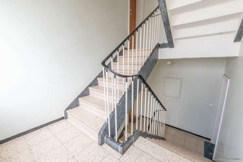 Immobilie in Hameln - Helle 5-Zimmer-Eigentumswohnung im 1. OG - Wohnen oder Vermieten in Hameln/Hastenbeck! - Bild 2