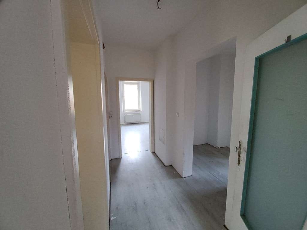 Immobilie in Schalksmühle - Freistehendes 3-Familienhaus in Schalksmühle-Dahlerbrück - Bild 1