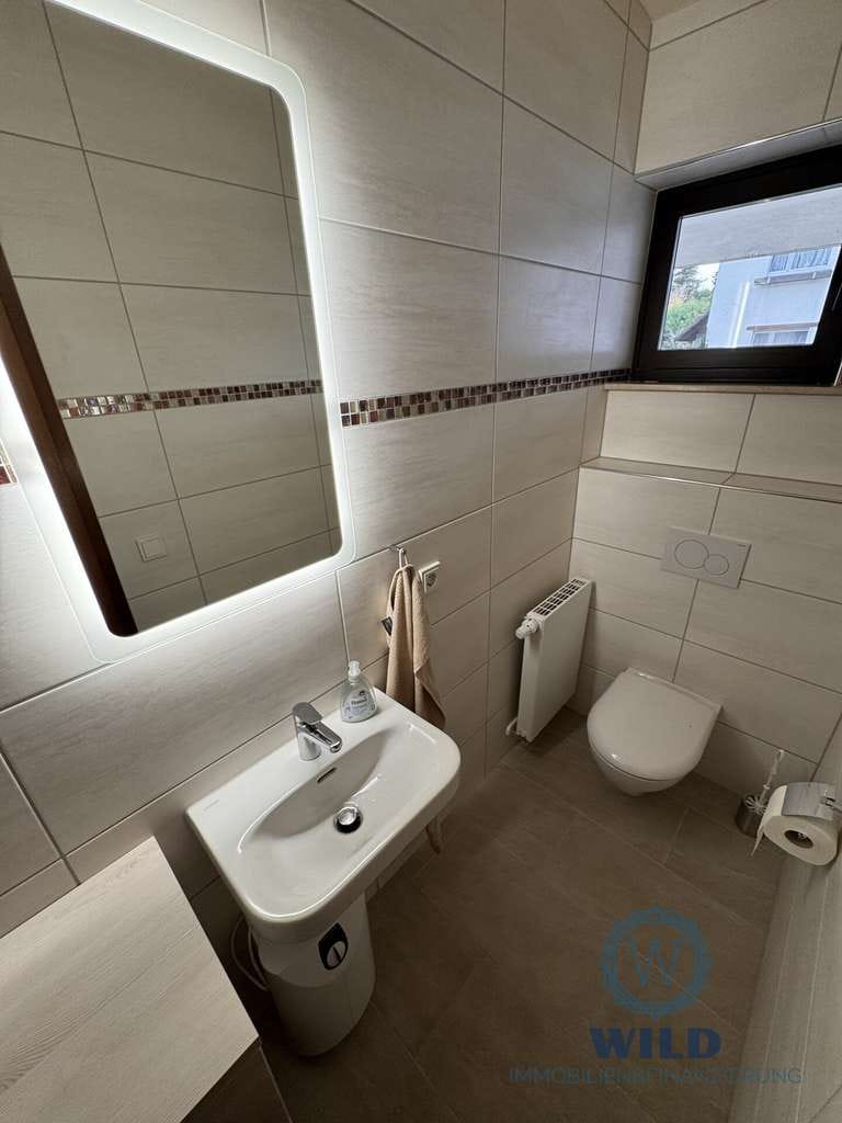 Immobilie in Püttlingen - Wohlfühl-Reihenmittelhaus mit drei Balkonen und modernisierter Ausstattung - Nähe Klinik Püttlingen - Bild 2