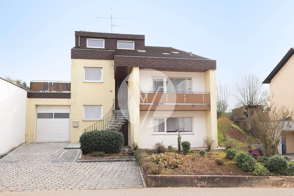 Immobilie in Föhren - // 1-2 Familienhaus in Föhren // 
zentrale Lage mit ELW und großer Garage - Bild 0