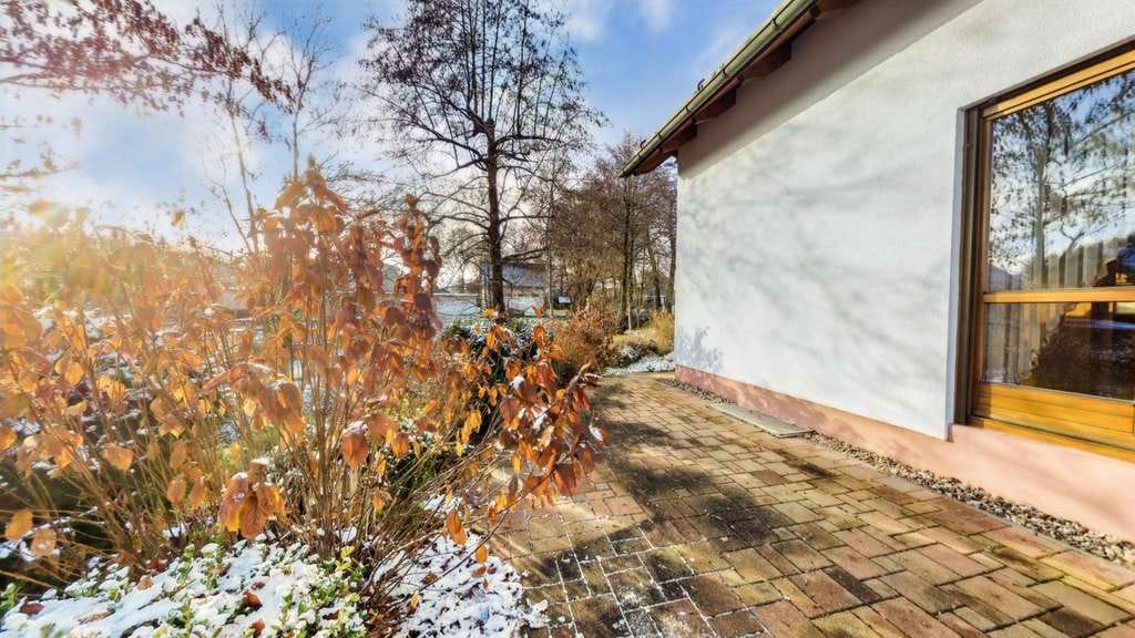 Immobilie in Bad Lobenstein - Ein gemütliches Zuhause für die ganze Familie in wunderschöner Landschaft
 - Bild 4