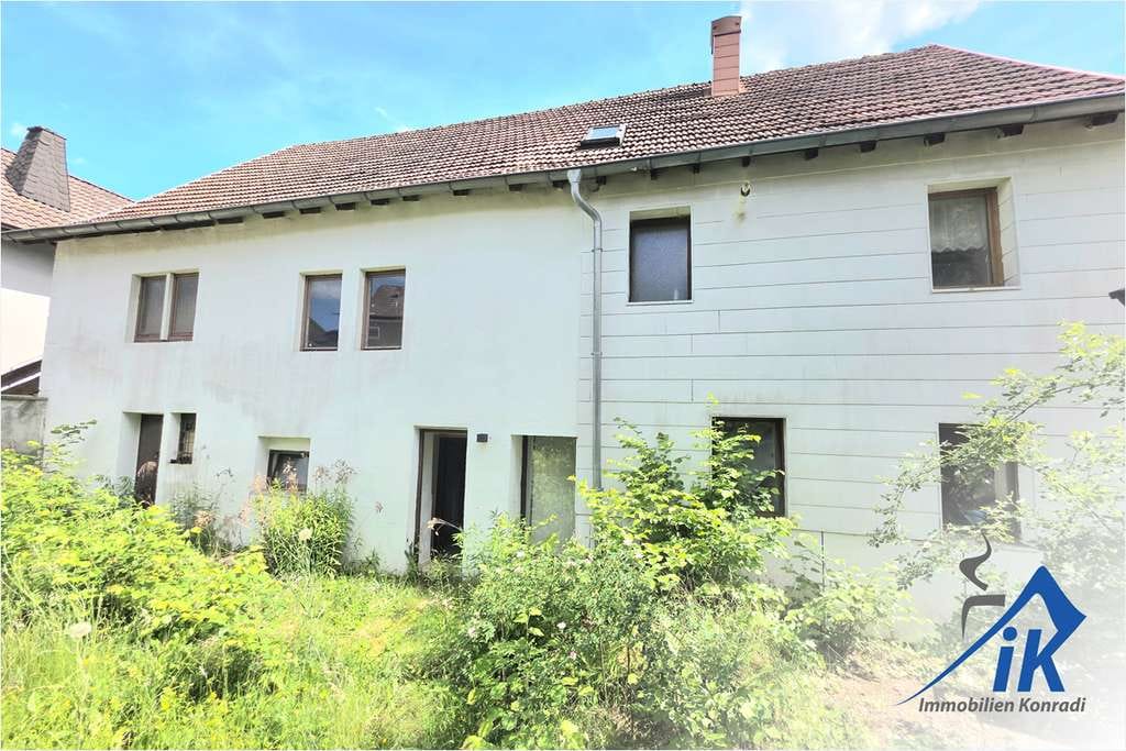 Immobilie in Breitenbach - IK | Breitenbach: Renovierungsbedürftiges EFH mit Garten in ruhiger Lage - Bild 2