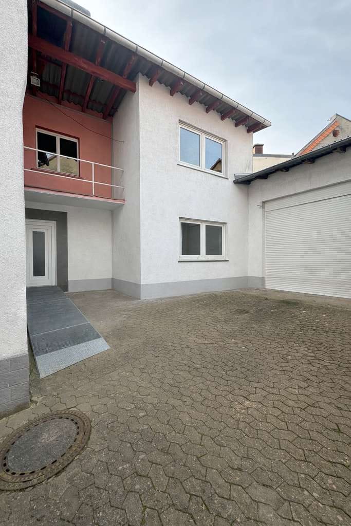 Immobilie in Nieder-Hilbersheim - Charmantes Wohnhaus mit Scheune, Gewölbekellern & Innenhof in Nieder-Hilbersheim - Bild 2