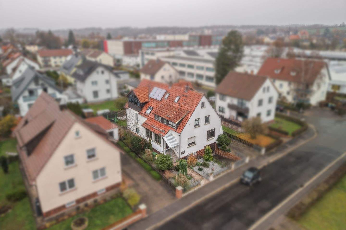 Immobilie in Sonnefeld - Großzügiges Wohnhaus mit Einliegerwohnung und vielseitigem Nutzungspotenzial in ruhiger Lage von Sonnefeld! - Bild 0