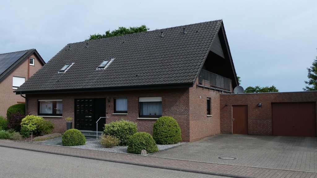 Immobilie in Ascheberg - Ein Traum wird wahr - großzügiges Ein- oder Zweifamilienhaus mit allen Möglichkeiten - Bild 0