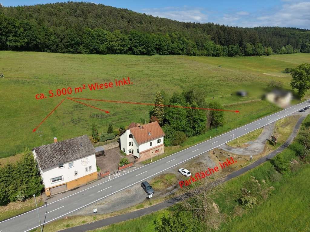 Immobilie in Mossautal - Viel Platz für große Familien, Tierhaltung und vieles mehr! Zwei Häuser, Wiese, Parkplatz - Bild 2