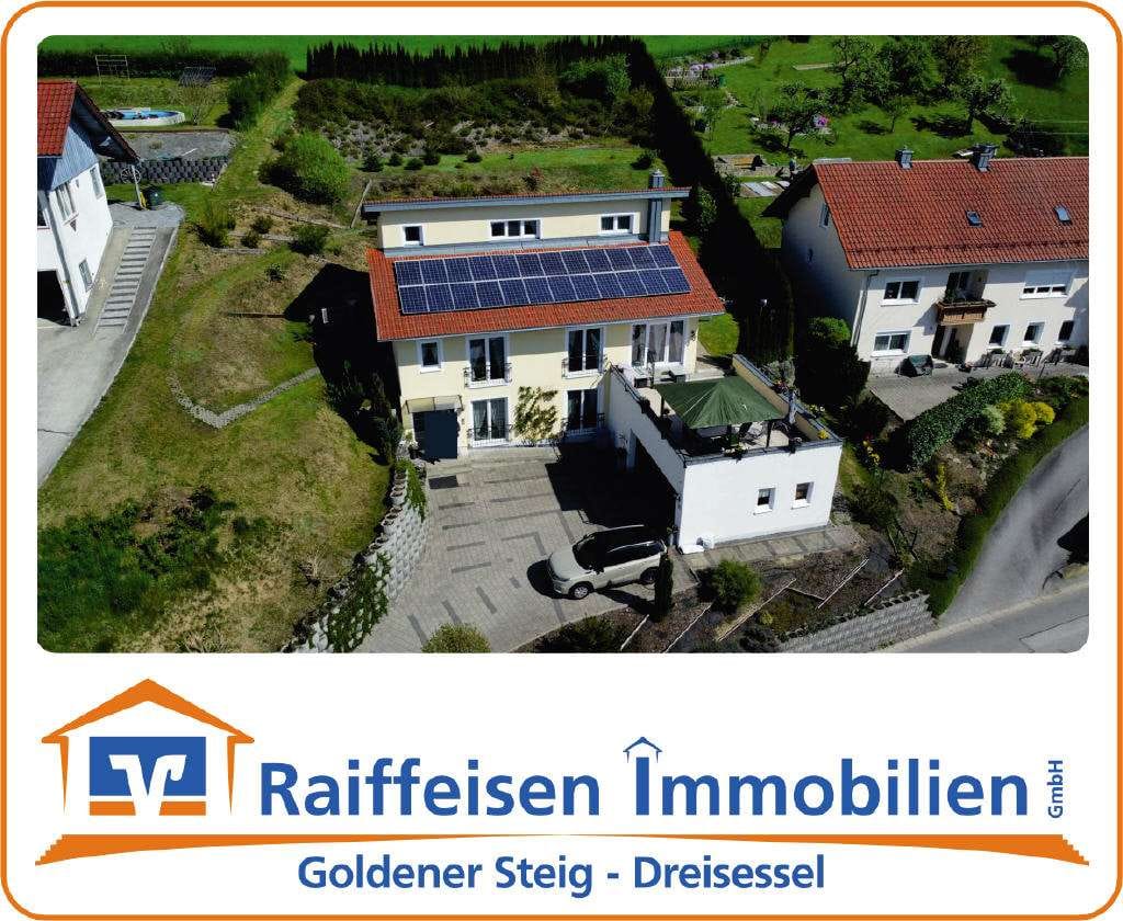 Immobilie in Röhrnbach - Ein Juwel für gehobene Ansprüche! Exklusives Traumhaus in herrlicher Aussichtslage - Markt Röh - Bild 0