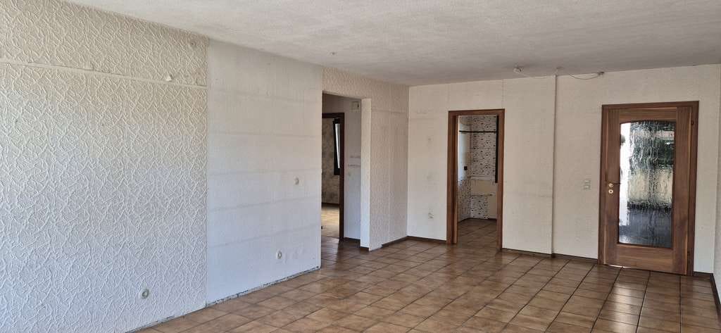 Immobilie in Wörth am Rhein - 4-Zimmer-Eigentumswohnung · Balkon und Aufzug · ca. 95 m² · Wörth am Rhein (Dorschberg) · von privat - Bild 3