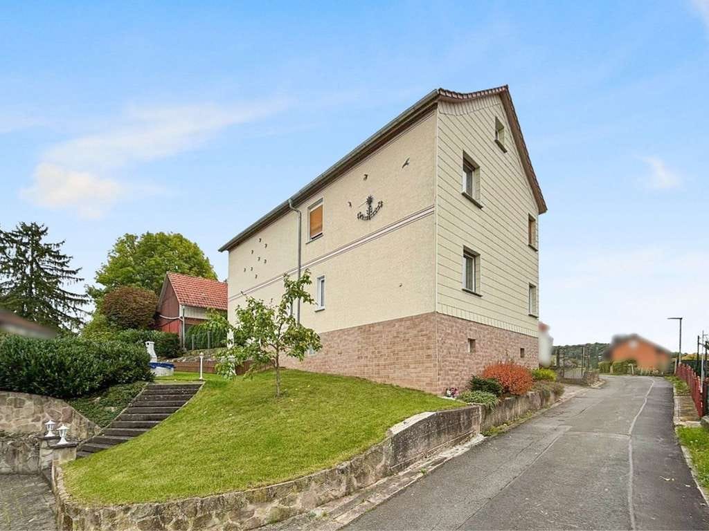 Immobilie in Nentershausen - Charmantes Haus mit Traumgrundstück und vielseitigen Möglichkeiten in Weißenhasel - Bild 1