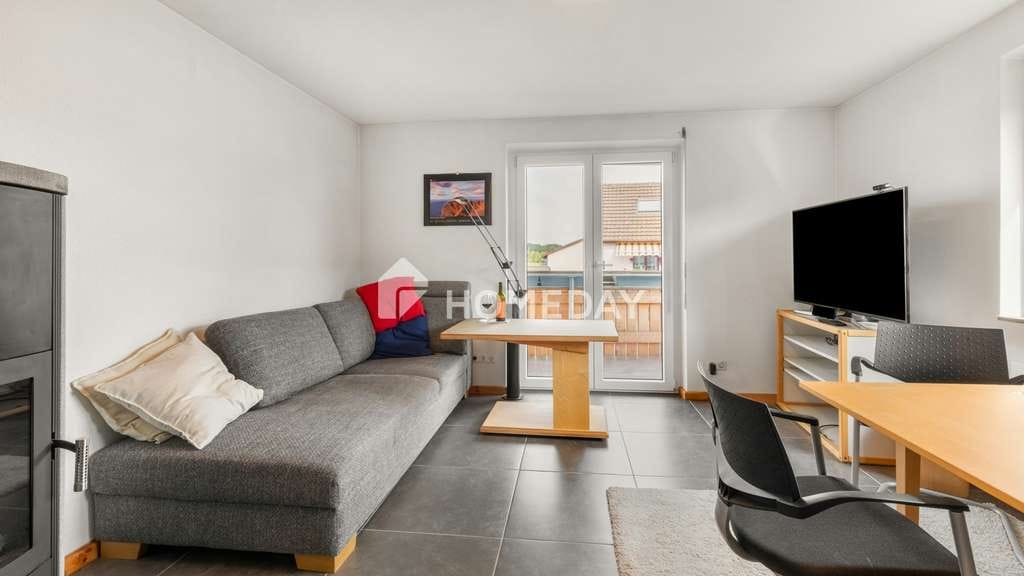 Immobilie in Gschwend - Moderne 3-Zimmer-Wohnung mit Kaminofen, Balkon und hochwertiger Ausstattung - Bild 0