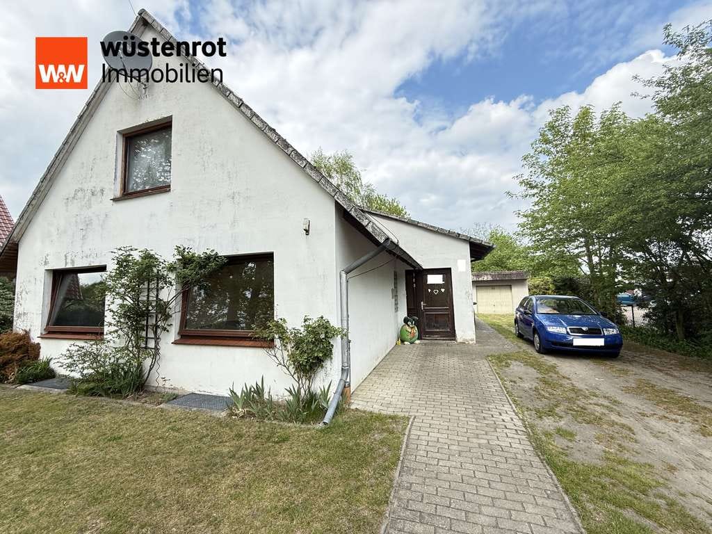 Immobilie in Müden (Aller) - Traumhaft schönes Grundstück mit sanierungsbedürftigem Einfamilienhaus, Garage und Nebengebäude - Bild 1