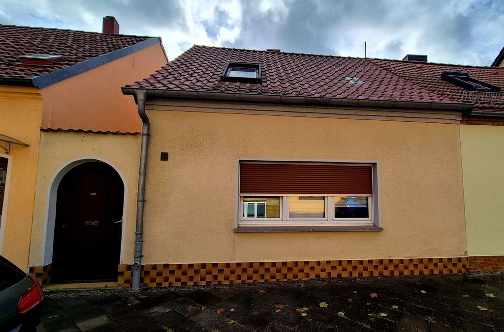 Immobilie in Zahna-Elster - Kleines Einfamilienwohnhaus in Zahna / teilmodernisiert - Bild 1